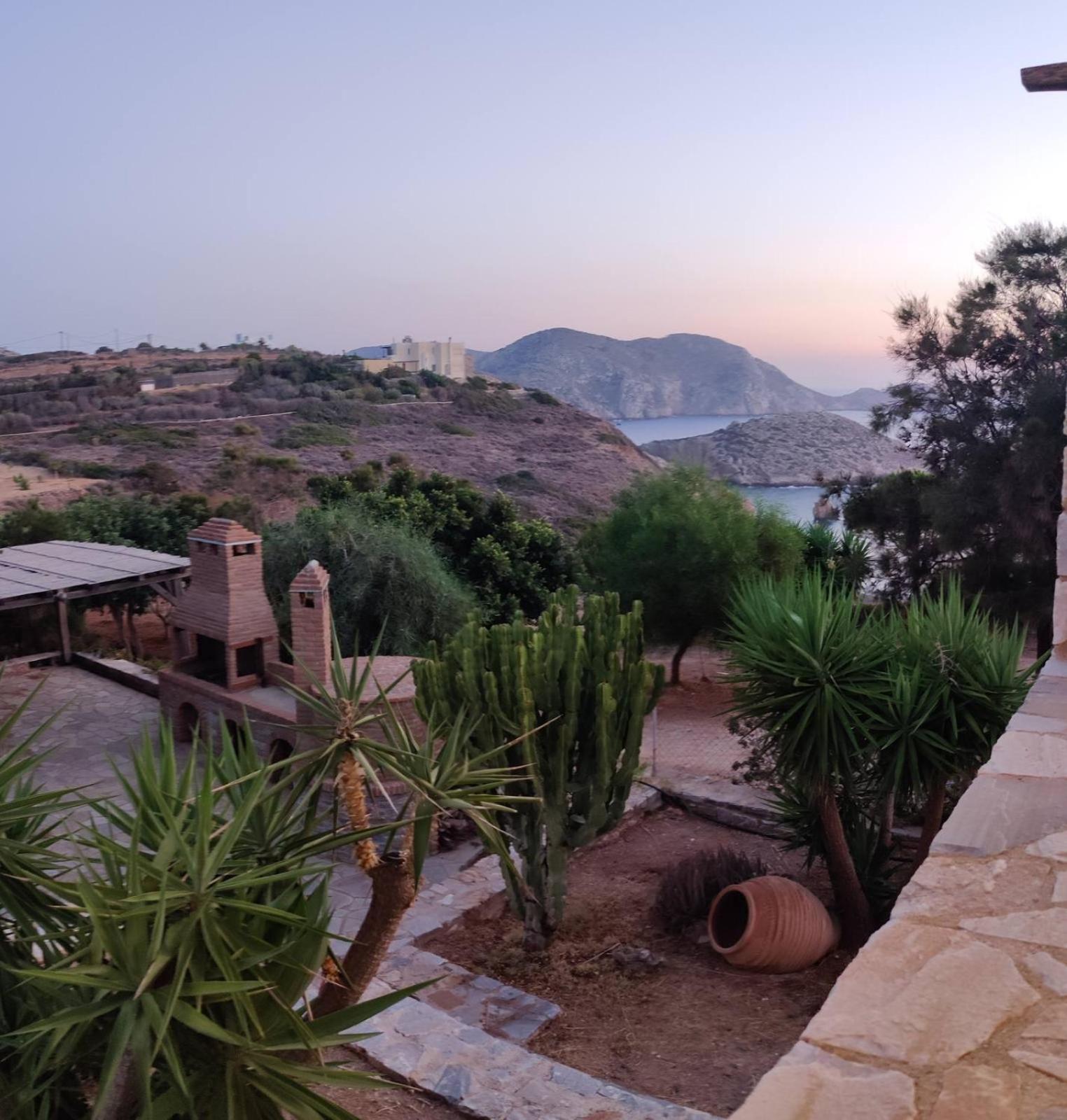 Syros Apartments Suites Chryssonisos Kini Exterior foto